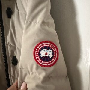 Women’s tan Canada Goose